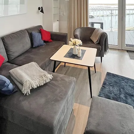 Appartement Moderne Promenadenvilla Mit Meerblick *