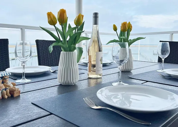 Lägenhet Spacious Coastal Apartment, Wendtorf